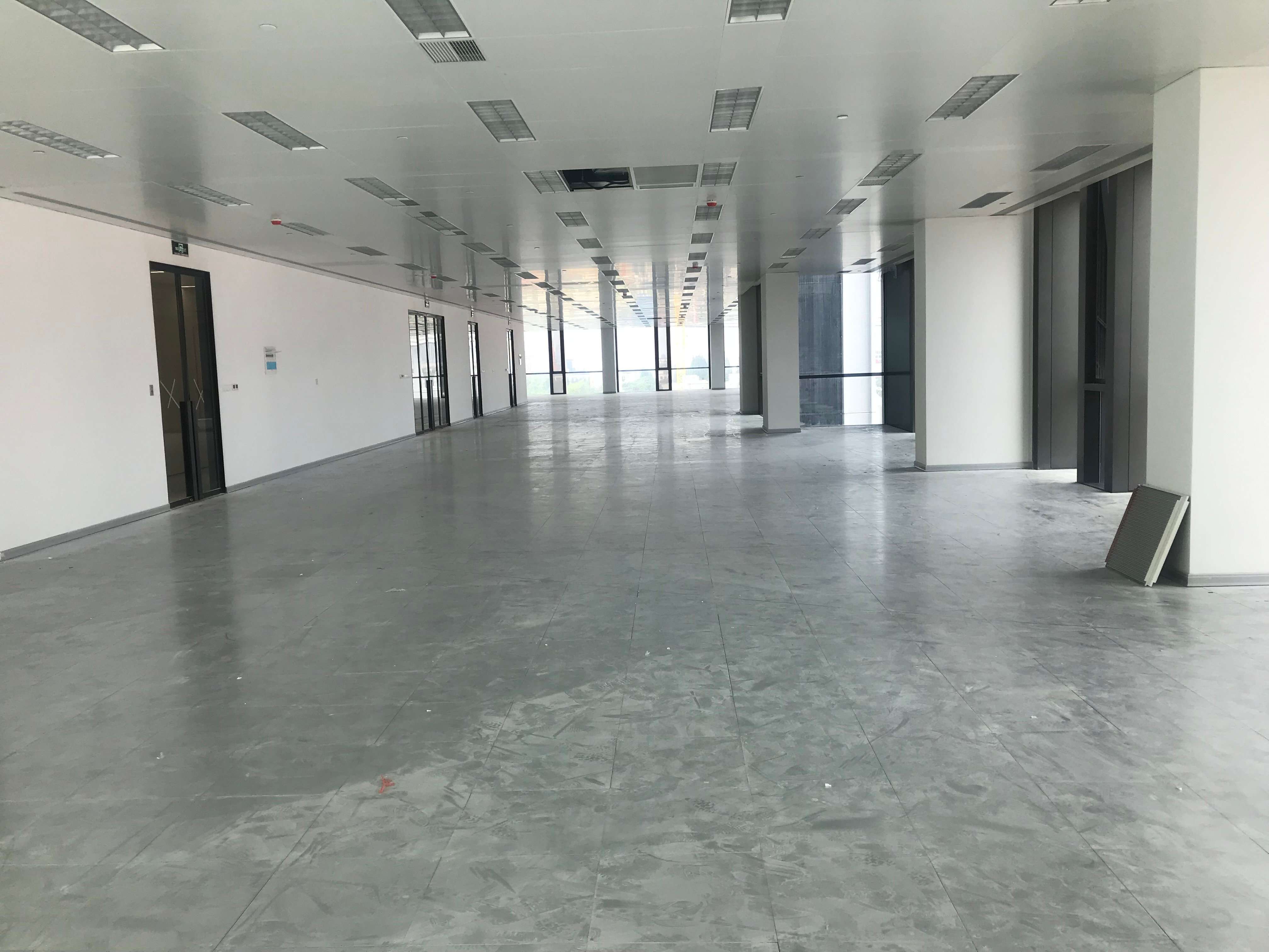 浦东新区陆家嘴滨江中心（昌邑路）出租462平米标准交付办公室