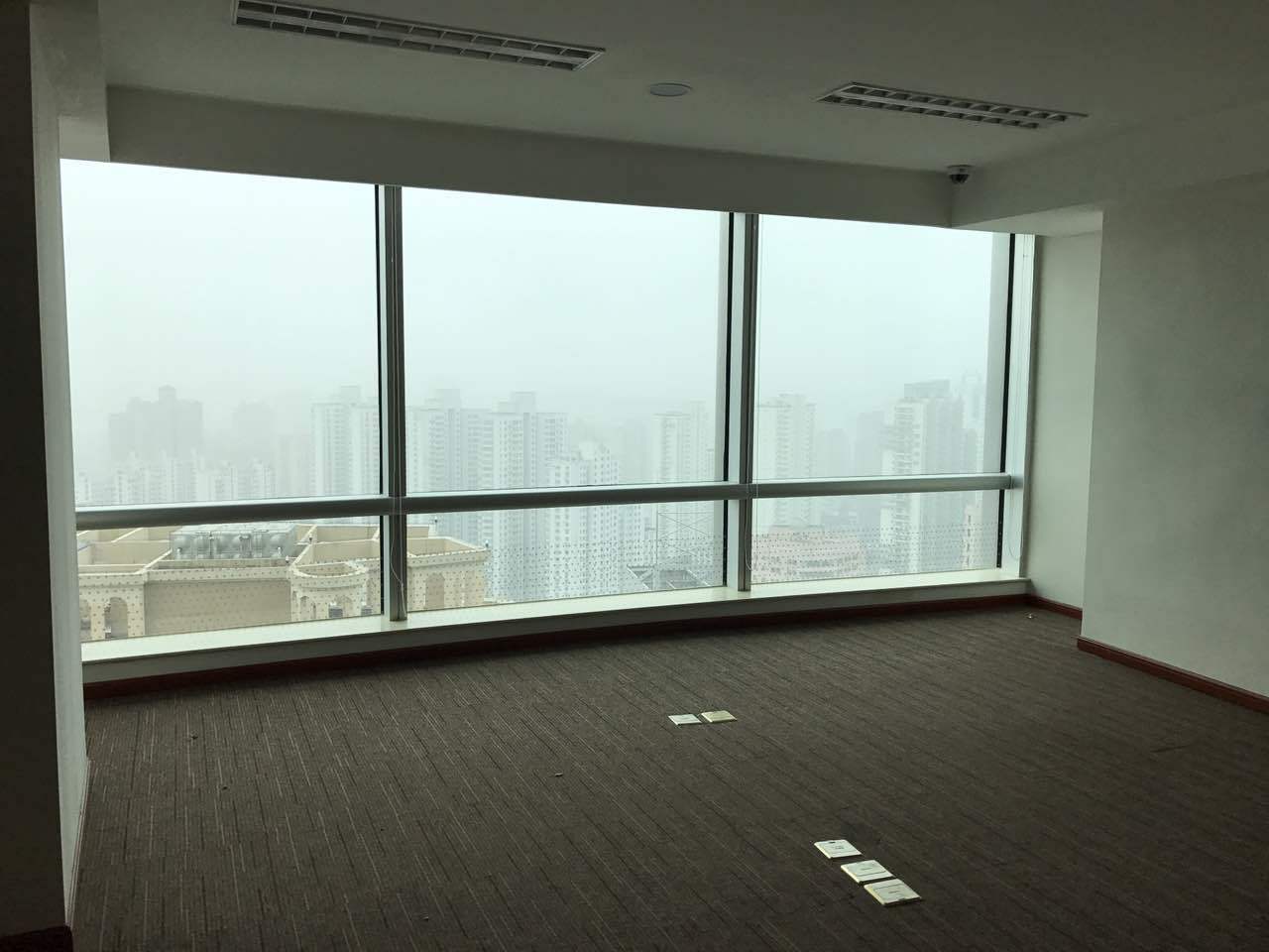 黄浦区中港汇黄浦（长城金融大厦/上置金融大厦）出租186平米带遗留装修办公室