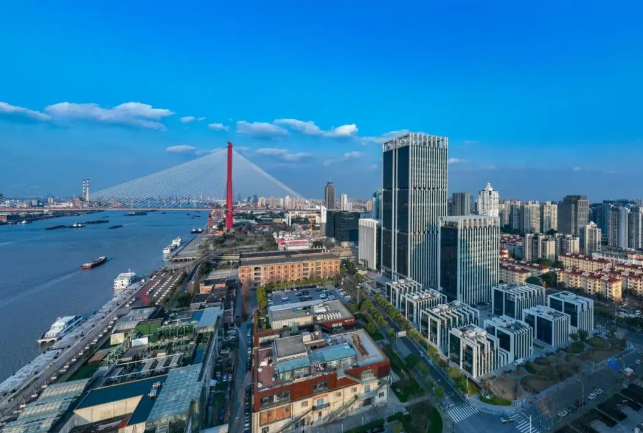 陆家嘴滨江中心（昌邑路）