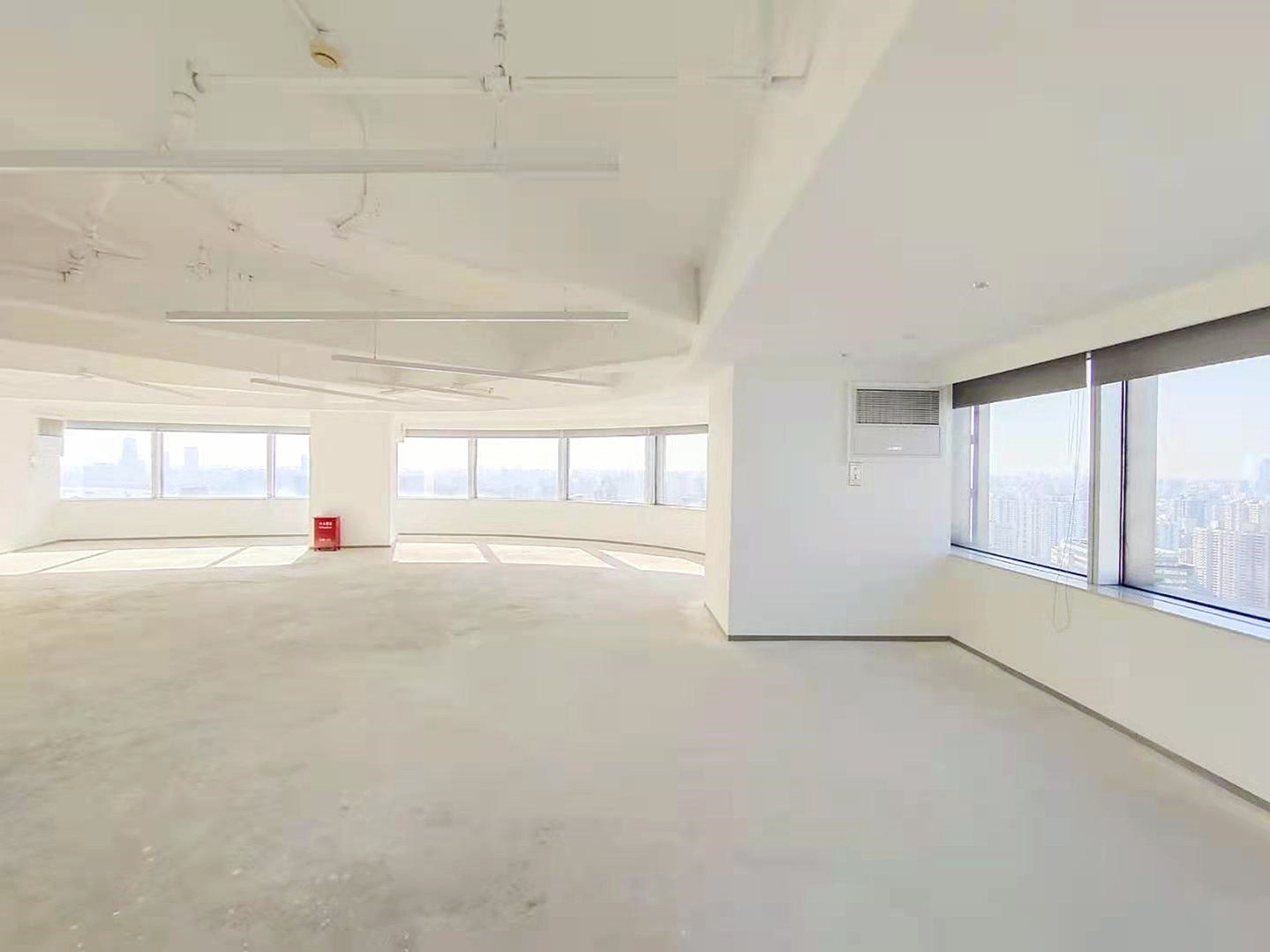 黄浦区中港汇黄浦（长城金融大厦/上置金融大厦）出租656平米标准交付办公室