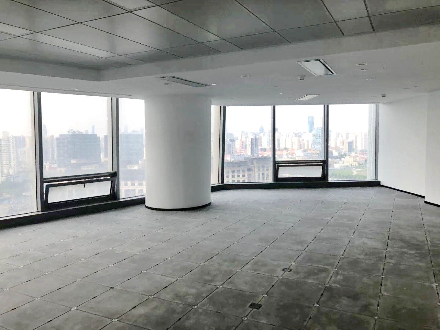 徐汇区阳光滨江中心出租854平米标准交付办公室