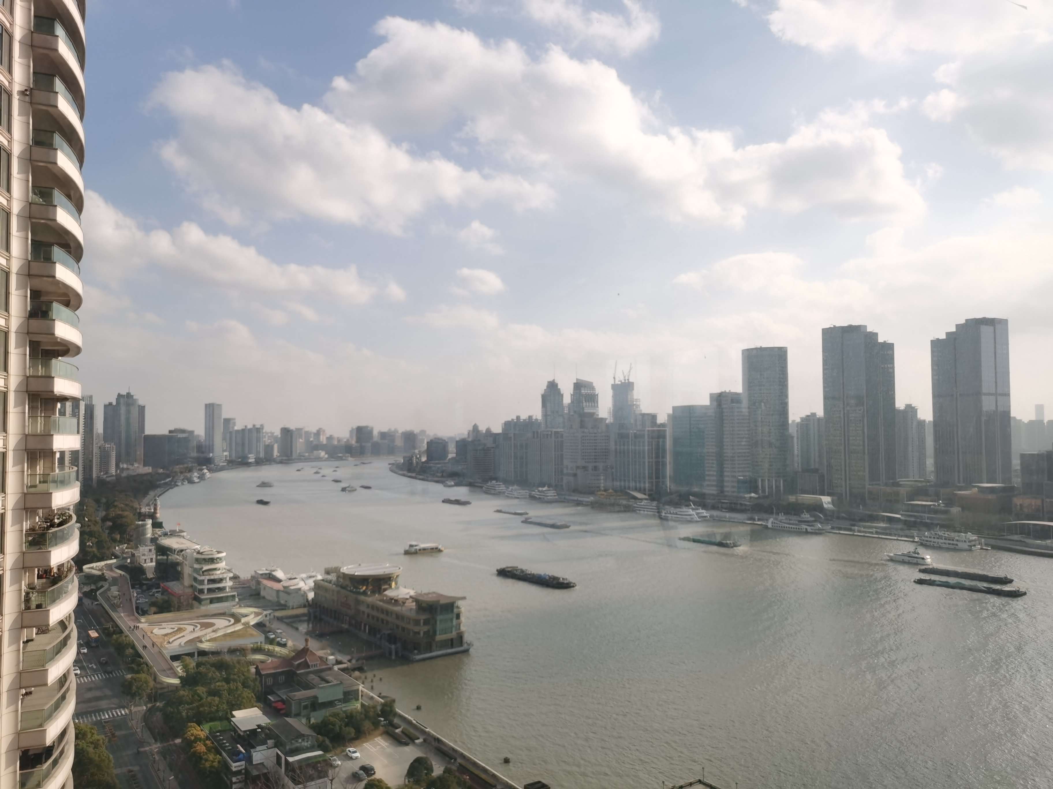 浦东新区花旗集团大厦出租868平米标准交付办公室