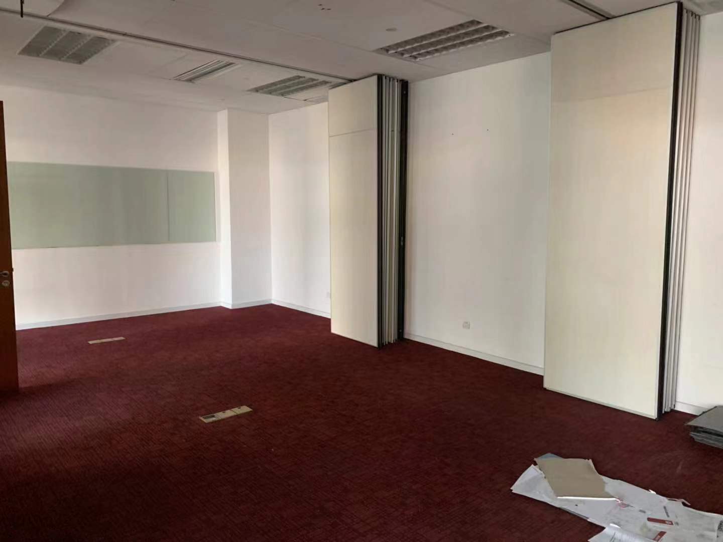 浦东新区中港汇浦东出租82平米标准交付办公室